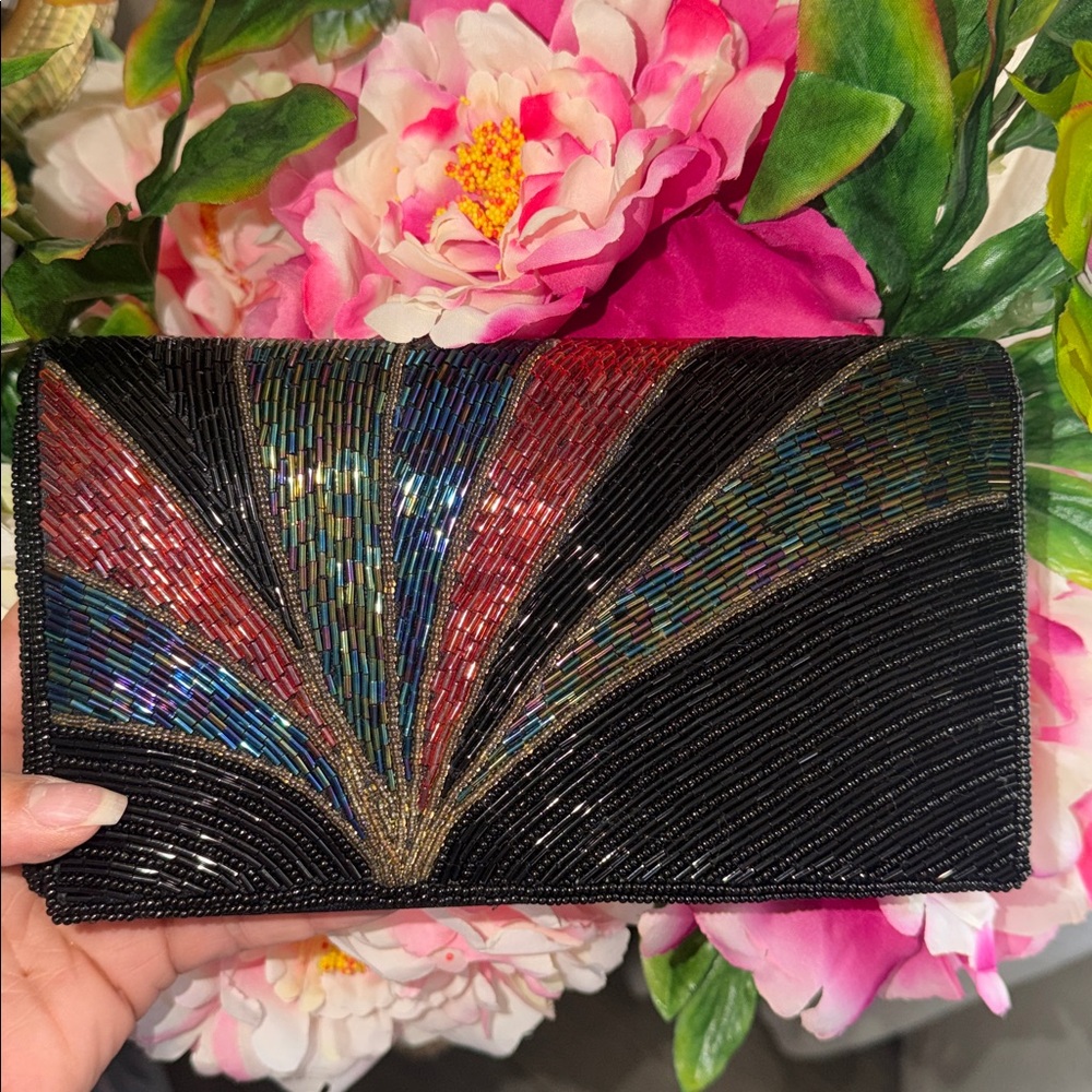 Multicolor Vintage Beaded Clutch